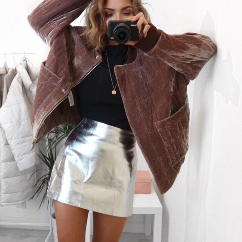 Silver mini skirt